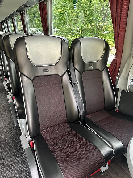 MAN Lion coach 2 of 5