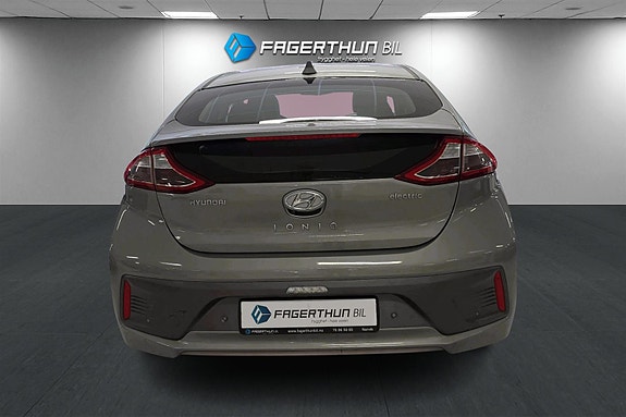 Hyundai IONIQ 5 of 5