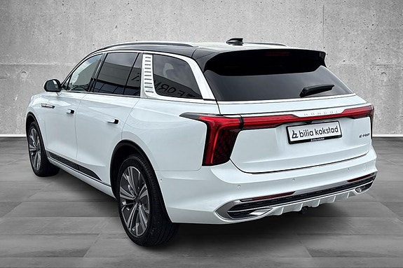 Hongqi E-HS9 2 of 5