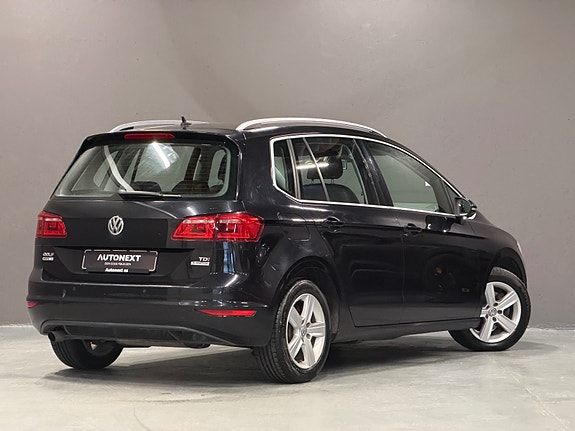 Volkswagen Golf Sportsvan 4 of 5
