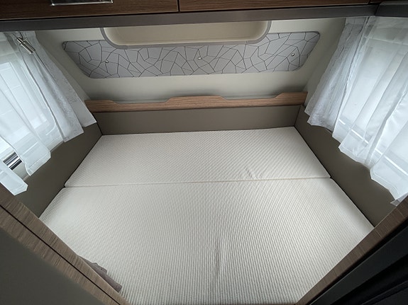 Weinsberg Caraone 420 QD // NESTEN NY CAMPINGVOGN (2024/2025) – TEMPO 100 | SOLCELLE | MARKISE 5 of 5