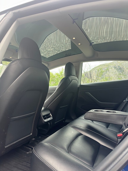 Tesla Model 3 3 of 5