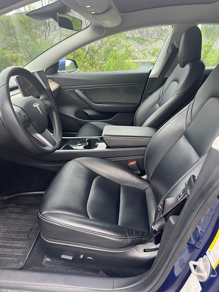 Tesla Model 3 5 of 5