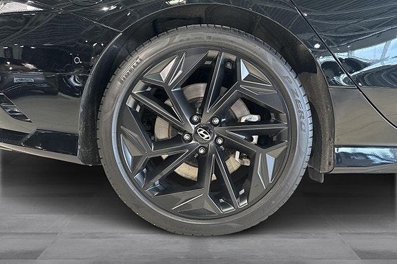 Hyundai Ioniq 6 24 of 24