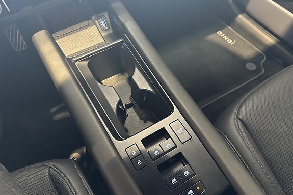 Hyundai Ioniq 6 14 of 24