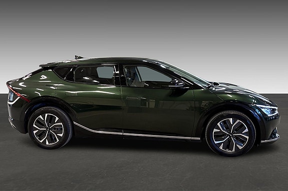 Kia EV6 4 of 5