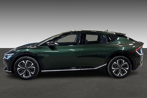 Kia EV6 3 of 5