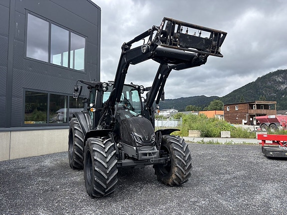Valtra G135 2021, kr 999 000,-