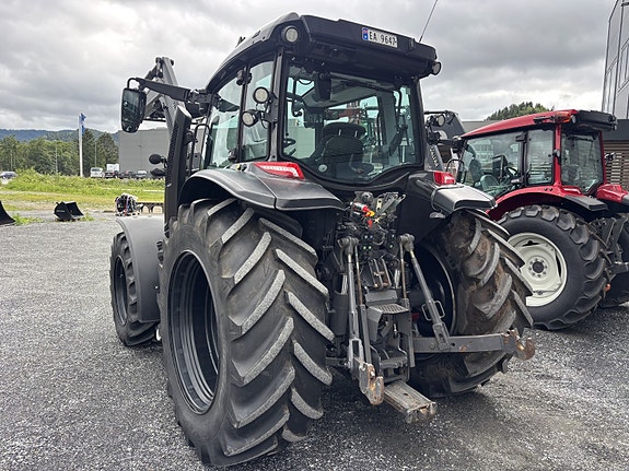 Valtra G135 2021, kr 999 000,-