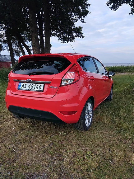 Ford Fiesta 7 of 18