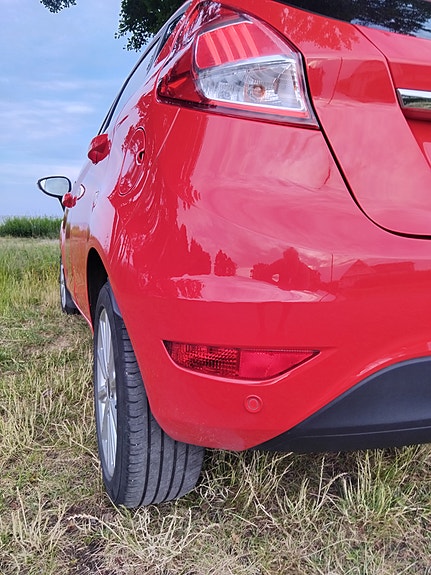 Ford Fiesta 5 of 18