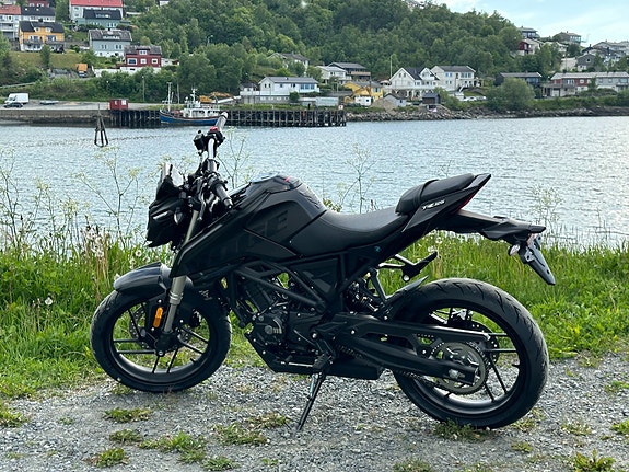 VOGE 125 R 4 of 14
