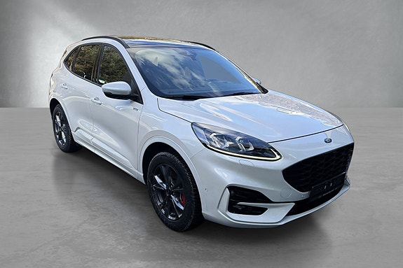 Ford Kuga 3 of 5