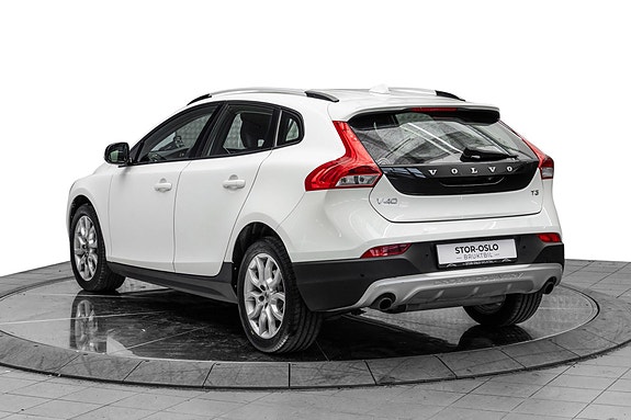 Volvo V40 Cross Country 5 of 5