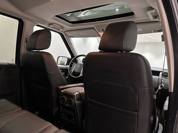 Land Rover Discovery 22 of 30