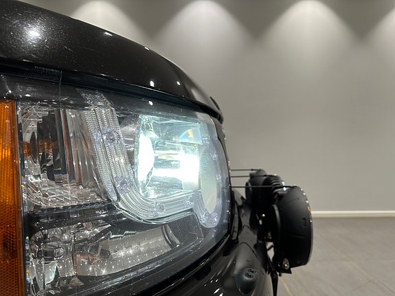 Land Rover Discovery 9 of 30