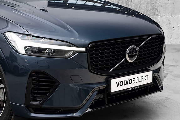 Volvo XC60 3 of 5