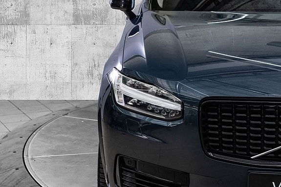 Volvo XC90 5 of 5