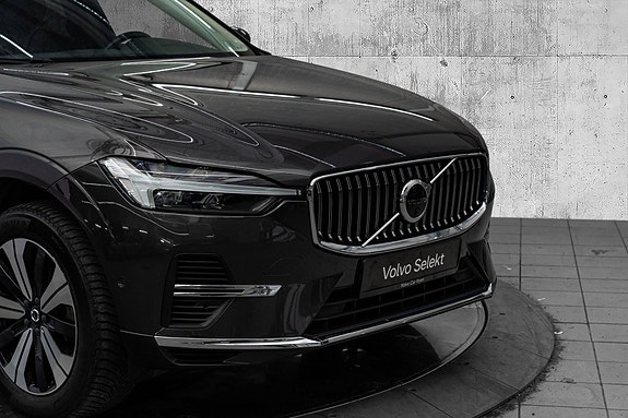 Volvo XC60 3 of 5