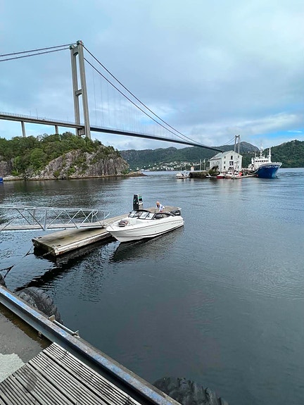 STRØKEN C65 BR | BAUGPROPELL | 300 HK | SERVICE | STOR SKJERM 3 of 5