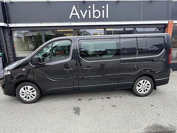 Opel Vivaro 2 of 5