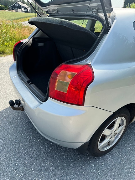 Toyota Corolla 14 of 22