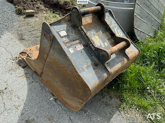 Caterpillar 315 Gravemaskin m/ tilt og 2 skuffer 28 of 30