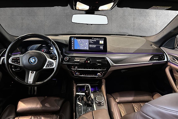 BMW 530e 10 of 15