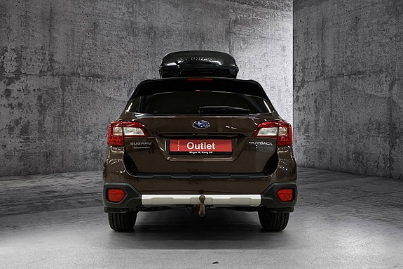 Subaru Outback 3 of 5