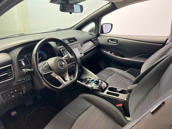 Nissan Leaf 8 of 20