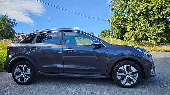 Kia e-Niro 3 of 5