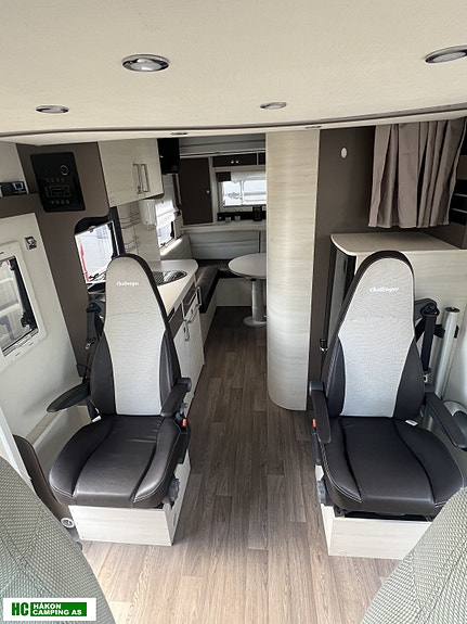 Challenger 391 MAGEO CRUICE ED 9 of 19
