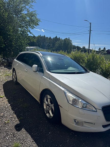 Peugeot 508 2 of 5