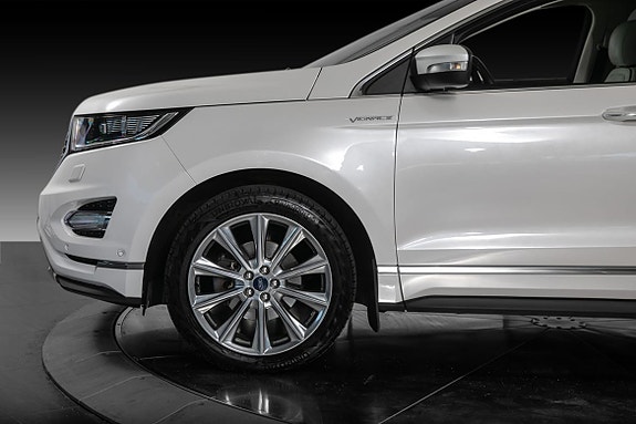 Ford Edge 4 of 5