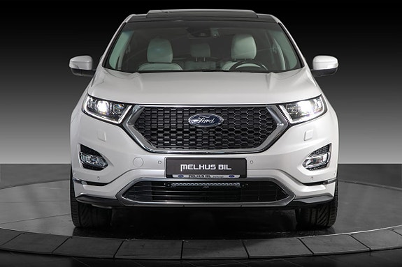 Ford Edge 2 of 5