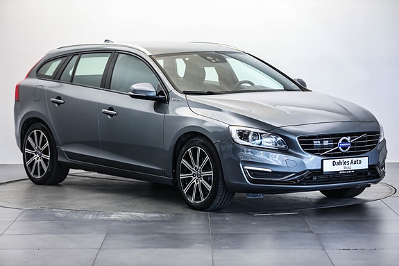 Volvo V60 3 of 5