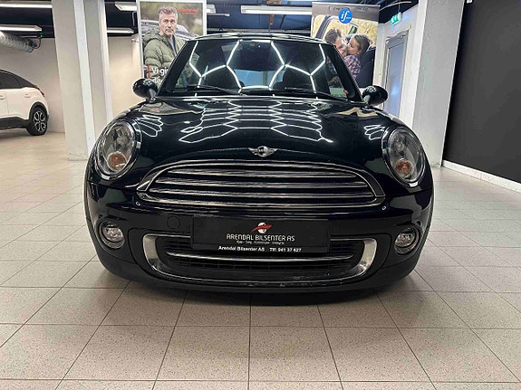 MINI Cooper 2 of 5