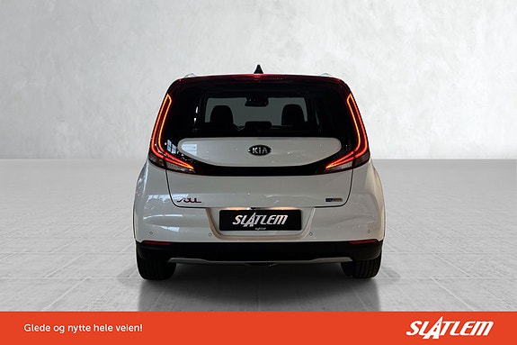Kia e-Soul 4 of 5