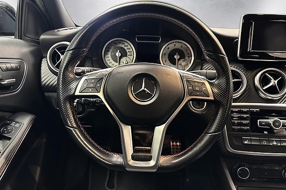 Mercedes-Benz A180 10 of 17