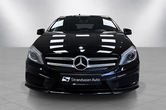 Mercedes-Benz A180 2 of 5