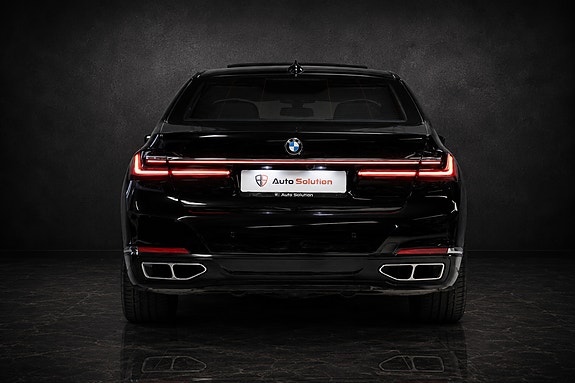 BMW 7-Serie 4 of 5