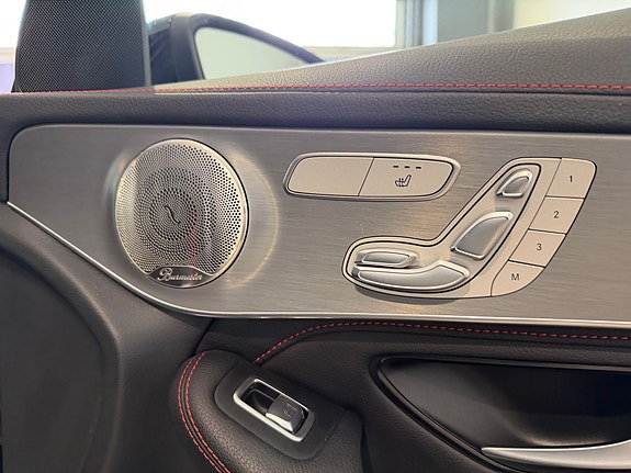 Mercedes-Benz GLC300 e 13 of 22
