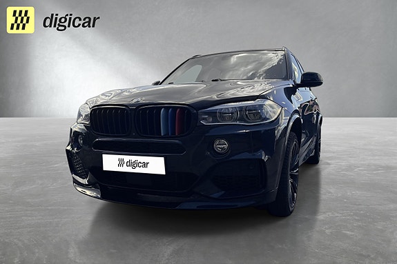 BMW X5 2 of 5