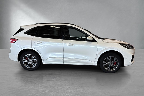 Ford Kuga 4 of 5