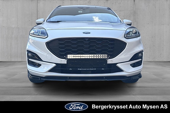 Ford Kuga 2 of 5