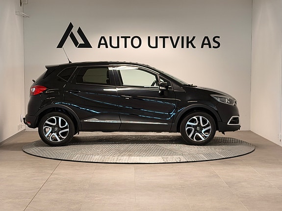 Renault Captur 2 of 5