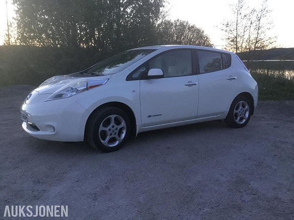 Nissan Leaf 7 of 20