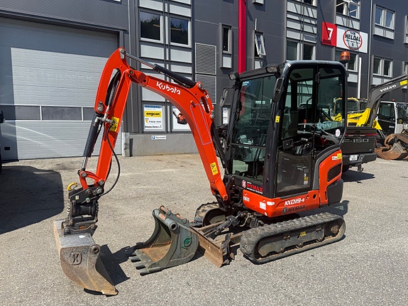 Kubota KX019-4 POWERTILT kun 755 timer! 2 of 5