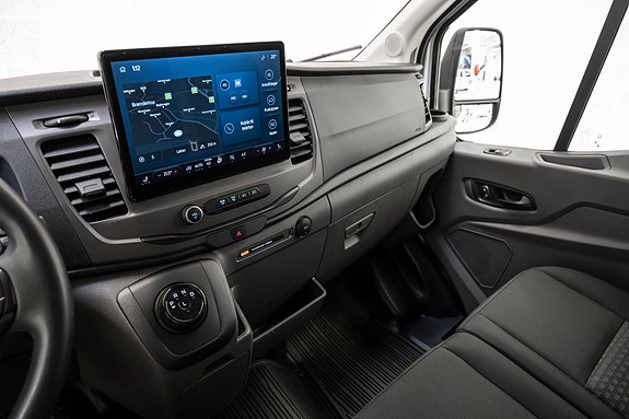 Ford Transit 18 of 26