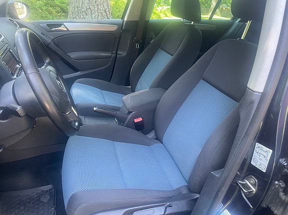 Volkswagen Golf VI 10 of 25